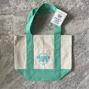 NWT Trader Joe’s Pastel Mini Tote, Green